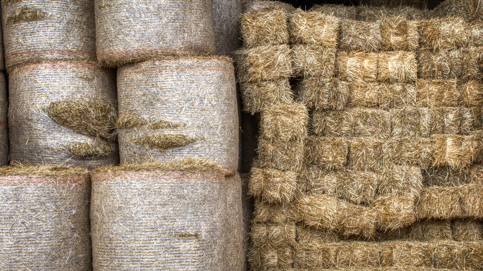 brown hay stack lot
